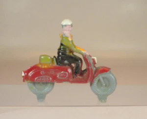 Lego scooter antiguo 1/87 forma antigua 1ª versión rojo conductor oliva años 50/60 #526 - Imagen 1 de 1