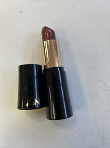 Boots No 7 Moisture Hydrating Lipstick No 12 Mocha - Picture 1 of 1