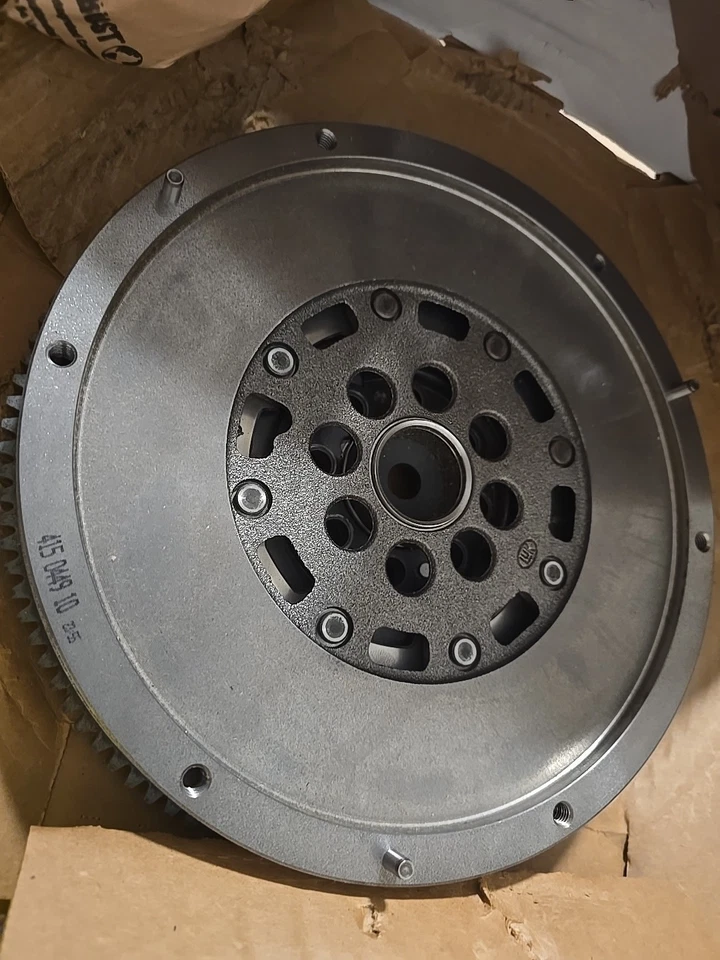 Volante para Mitsubishi Eclipse 2006-2010 3,8 L V6 2007 2008 2009 LUK DMF110 Foto 1 de 3