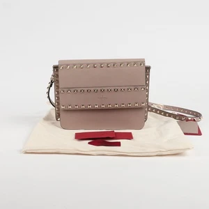 Valentino Indi Pink Leather Rockstud Clutch Crossbody 2B0E86 59929484 - Imagen 1 de 10