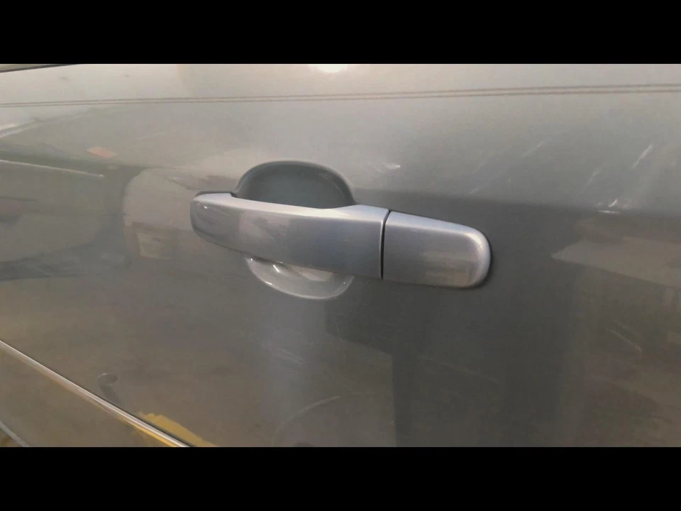 Used Rear Left Exterior Door Handle fits: 2007 Saturn Aura rear body colored Rea Foto 1 de 4