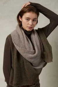 Lang Yarns ALPACA SUPERLIGHT Strickanleitung Weste mit Schalkrage - Bild 1 von 2