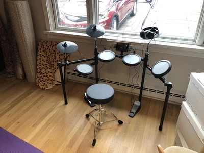 🥁 Donner DED-70 Electric Drum Set With Online Melodics Lessons Throne Headphone - Image 1 of 4