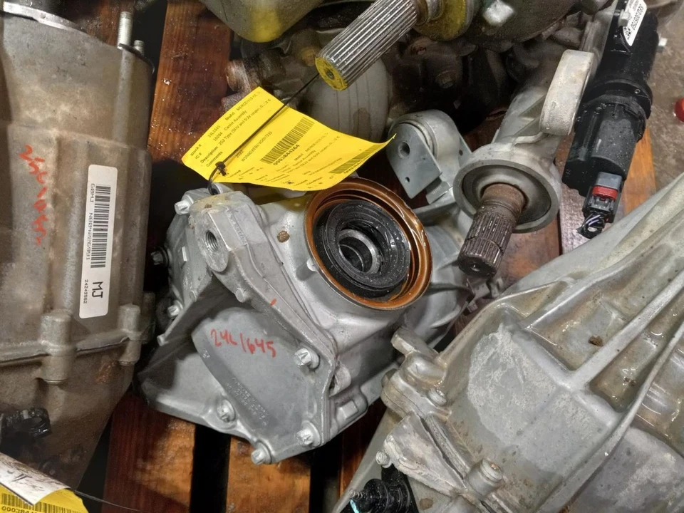 MERCEDES-BENZ GLC300 2020-2023 CARRIER SUV 253 TYPE 1603917 Foto 1 de 1