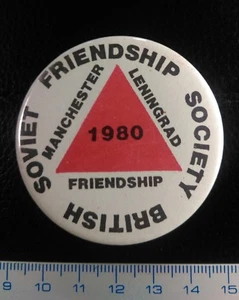 Pin Badge Button BRITISH SOVIET FRIENDSHIP SOCIETY MANCHESTER LENINGRAD 1980.RRR - Picture 1 of 2