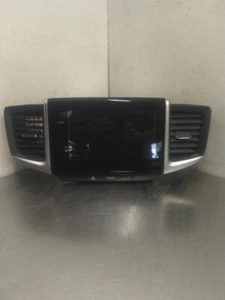 Receptor de radio Honda Pilot Touring 2016-2019 con pantalla mercado de EE. UU. FABRICANTE DE EQUIPOS ORIGINALES - Imagen 1 de 3