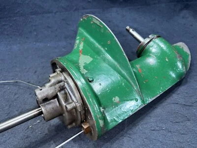 Johnson Seahorse 5hp TN 25 Outboard Motor Lower Unit Gearcase Housing 375-692 - Image 1 of 4