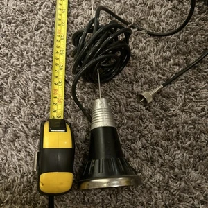 Vintage CB MAGNET MOUNTED 32 Inch ANTENNA WITH CABLE - Zdjęcie 1 z 4