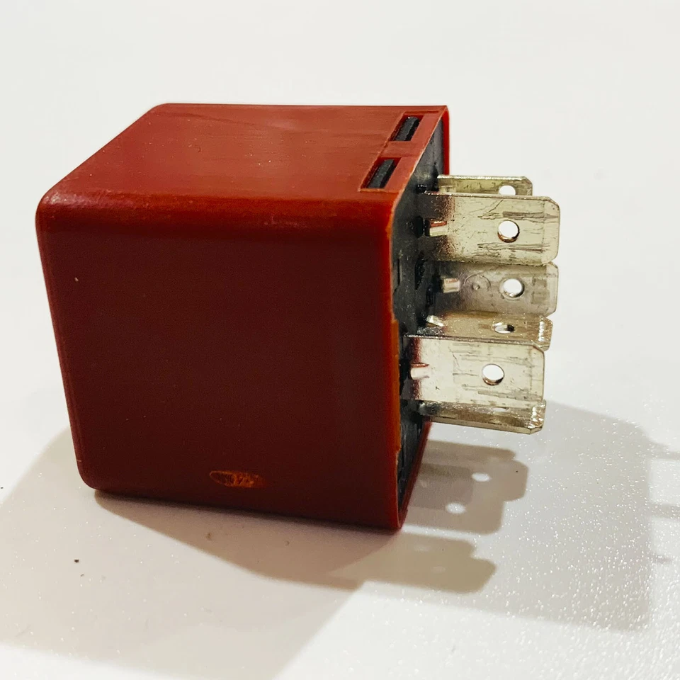 Relé limpiaparabrisas original Volkswagen para familiar Brasil 1997-2004 Foto 1 de 4