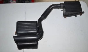 96-00 HONDA CIVIC - NO VTEC D16Y7 SISTEMA DE ADMISIÓN DE FÁBRICA CAJA DE AIRE CON TODOS LOS BRAZOS OEM - Imagen 1 de 11