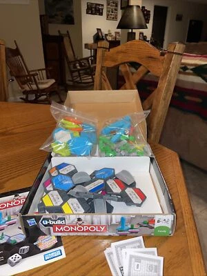 Hasbro u-build Monopoly The Fast-Dealing Property Trading Game - Image 1 of 4