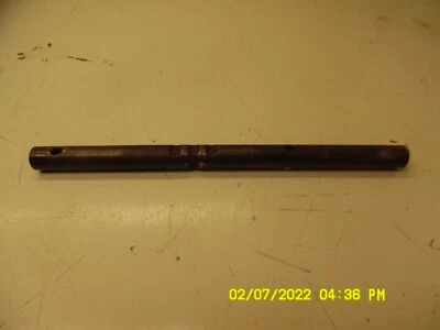 FORD 1910 TRANSMISSION LEFT HAND RANGE GEAR SHIFT ROD SBA-324311630 - Image 1 of 4