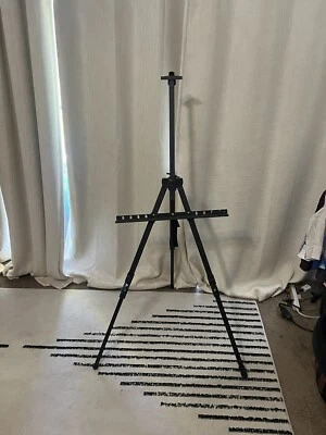 Winsor & Newton Bristol Aluminum Sketching easel W/ Black Carry Case (7006210) - Image 1 of 4