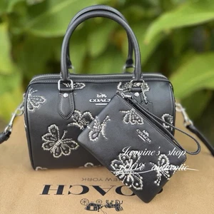 Bolso Cartera Coach Rowan Nuevo con Etiquetas con Estampado de Mariposa CCK88+ Muñequera CCJ72 Paquete - Imagen 1 de 20