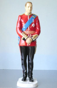 Royal Doulton Prince William Royal Wedding Day Figurine Hand Signed HN5573 New - Picture 1 of 4