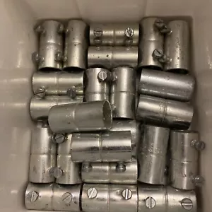 Open BOX Lot Of 22 BRAND NEW ETP 3/4” CP-42 Set Screw Couplings - Picture 1 of 3