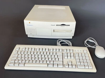 Vintage Apple PowerPC G3 266Mhz 512K Cache - 128Mb/80Gb HDD/24x CD-ROM - M3979 - Bild 1 von 4