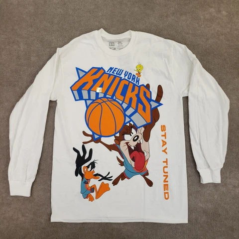 New York Knicks X Space Jam T-Shirt Mens Medium White Long Sleeve Stay Tuned * Cover