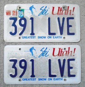 1994 Vintage Ski Utah License Plate Pair Weber County 2009 LOVE - Picture 1 of 4