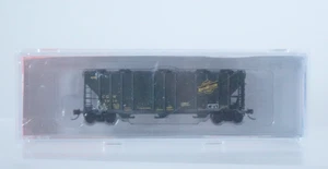 BLMA Models CHICAGO GREAT WESTERN 7010 N Scale Hopper Car - 11042 - Picture 1 of 5