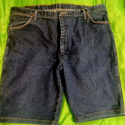 Wrangler Men's Dark Wash Shorts, Professionally Tailored (Hemmed), Size 42 waist - Image 1 of 4