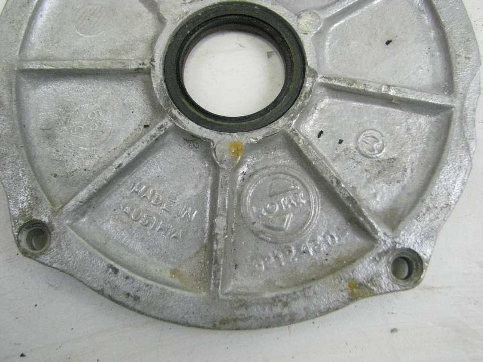 Cubierta de carcasa de bomba de agua del motor Can-am Qualifier 250 1981 OEM Foto 1 de 3