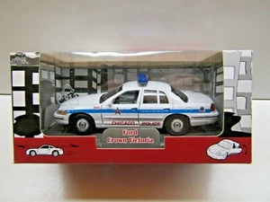 Welly 1:34 Scale "Auto Club" Series Metal Die Cast Model Ford Crown Victoria CPD - Picture 1 of 6