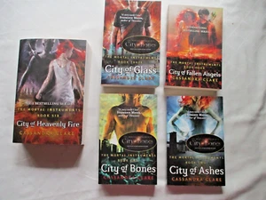 Cassandra Clare- The Mortal Instruments Books 1 - 4 & 6 - Picture 1 of 7