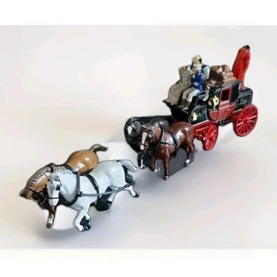 Matchbox Models of Yesteryear: 1820 Passenger Coach  - Image 1 of 4