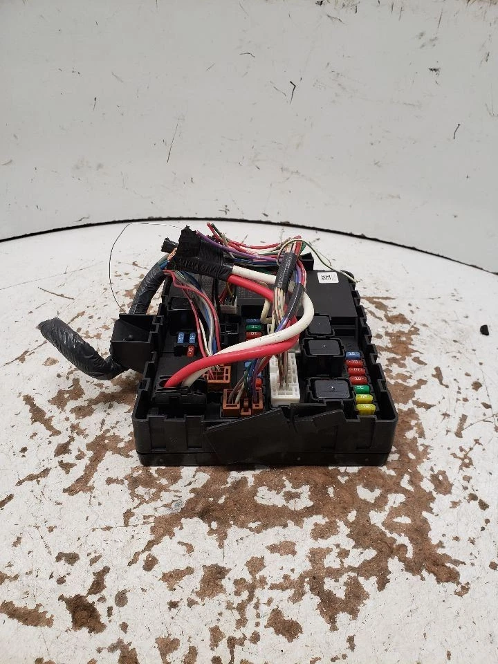 Chasis ECM Body Control BCM 6 cilindros doble cabina compatible con 09-11 FRONTIER 1420862 Foto 1 de 4