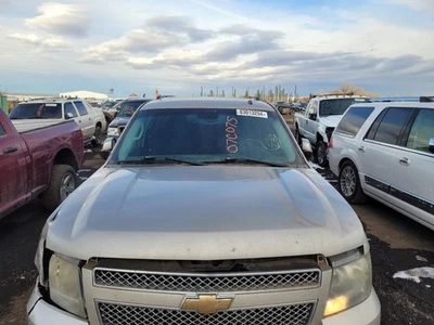 (LOCAL PICKUP ONLY) Hood Fits 07-14 SUBURBAN 1500 1273629 - Imagem 1 de 4