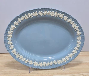 WEDGWOOD 14" OVAL QUEENSWARE SERVING PLATTER CREAM ON LAVENDER - Picture 1 of 6