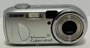Sony Cyber-shot DSC-P73 4,1 megapixel fotocamera digitale argento solo parti - Foto 1 di 7