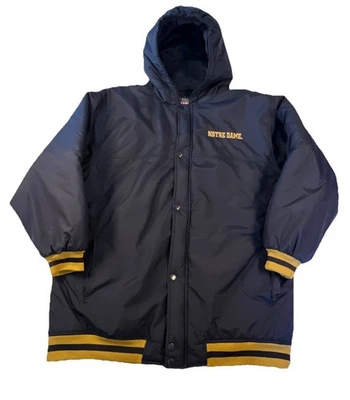 Chaqueta de abrigo acolchada vintage Champs Sports Notre Dame para hombre talla XLarge Foto 1 de 4