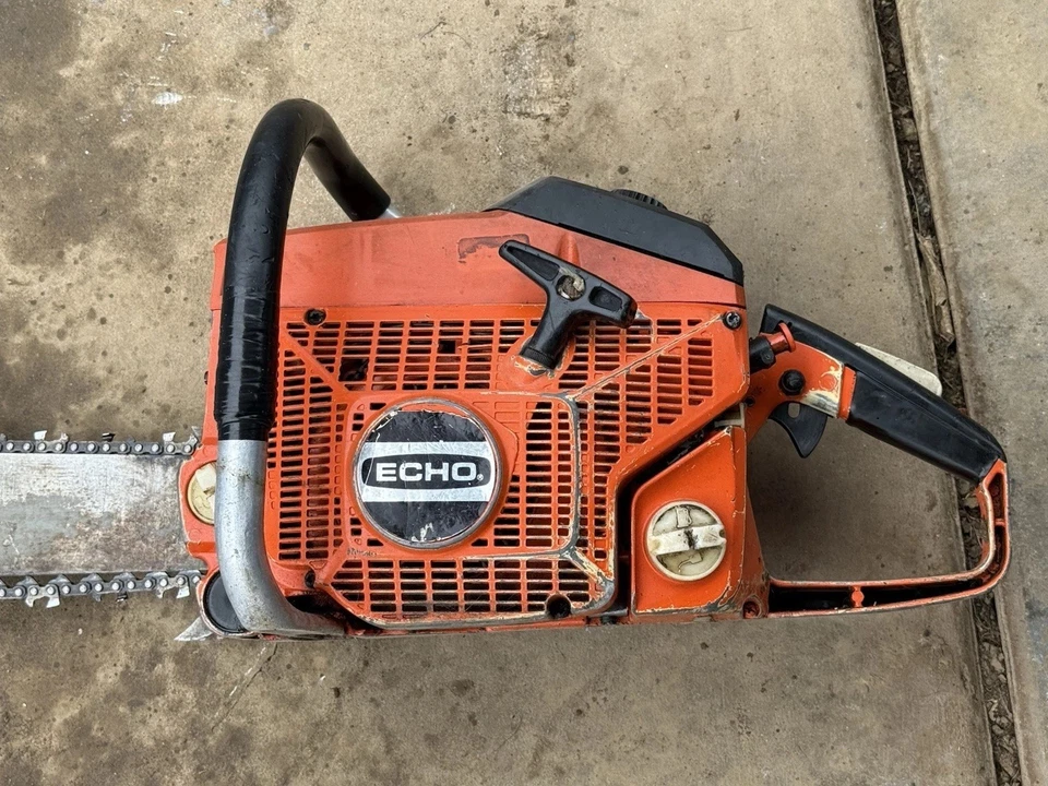 Echo CS-8000 Gas Powered 2- Stroke Chainsaw W/inch Bar & Chain USED - Image 1 of 1