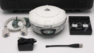 Receptor Trimble R8 Modelo 3 GPS GLONASS Base o Rover450-470MHz 67250-64 R8-3 - Imagen 1 de 7
