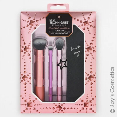 1 REAL TECHNIQUES Limited Luminous Bag + Face + Eye + Cheek Brush Set "RT-1881 - Image 1 of 3