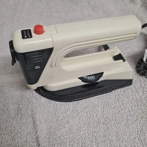 VINTAGE RETRO MCM  SMALL VAX STEAM TRAVEL IRON 1960'S / 1970'S RETRO - Picture 1 of 10