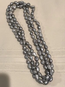 Collar de hebra interminable 64 pulgadas gris plateado de 7,5-10 mm - Imagen 1 de 5