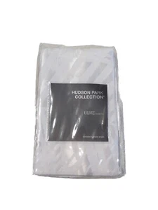 Hudson Park Luxe Palmetto Cotton Silk STANDARD Sham WHITE $195 - Picture 1 of 2