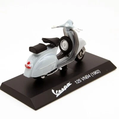 Atlas Editions 1:18 Scale 125 VNB4 1962 NEW Vespa Collection NL050 - Image 1 of 4