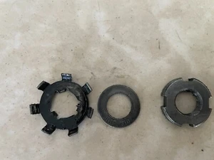 Lote 184-2, 1983 Honda ATC70 embrague tuerca, arandela de bloqueo, lavadora - Imagen 1 de 2