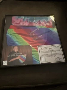 SUPERSTAR BILLY GRAHAM Verstorbenes HANDSIGNIERTES BANDANA / Replica Signed Trunks - Bild 1 von 2