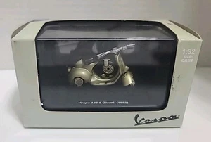 Vespa 125 6 Giorni Scooter 1/32 Scale Diecast Metal Model NewRay Collectible - Picture 1 of 3