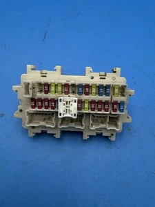2011-2020 Nissan 370Z Base At Cabin Room Inside Fuse Box 24350-1Ux0a - Picture 1 of 3