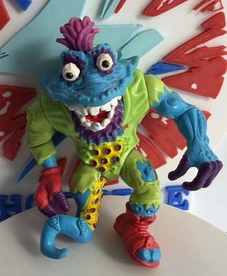 Figura de acción TMNT WYRM 1991 PLAYMATES DE COLECCIÓN INCOMPLETA ADOLESCENTE MUTANTE NINJA Foto 1 de 2