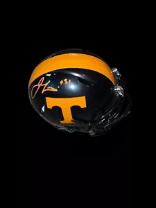 JAMAL LEWIS SIGNED TENNESSEE VOLUNTEERS BLACK MINI HELMET BECKETT RB - Picture 1 of 2
