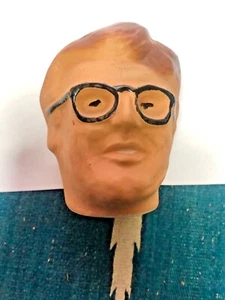 Mini botella de licor Robert Redford vintage años 70 - ¡sin líquido RARA! - Imagen 1 de 9