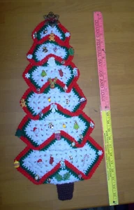 Hand crocheted Christmas tree for wall or door, 23" tall - Picture 1 of 4