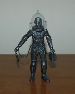 Marx Recast Spacemen w Ggr counter n Helmet 4 Inch Space Academy Figure - Picture 1 of 6